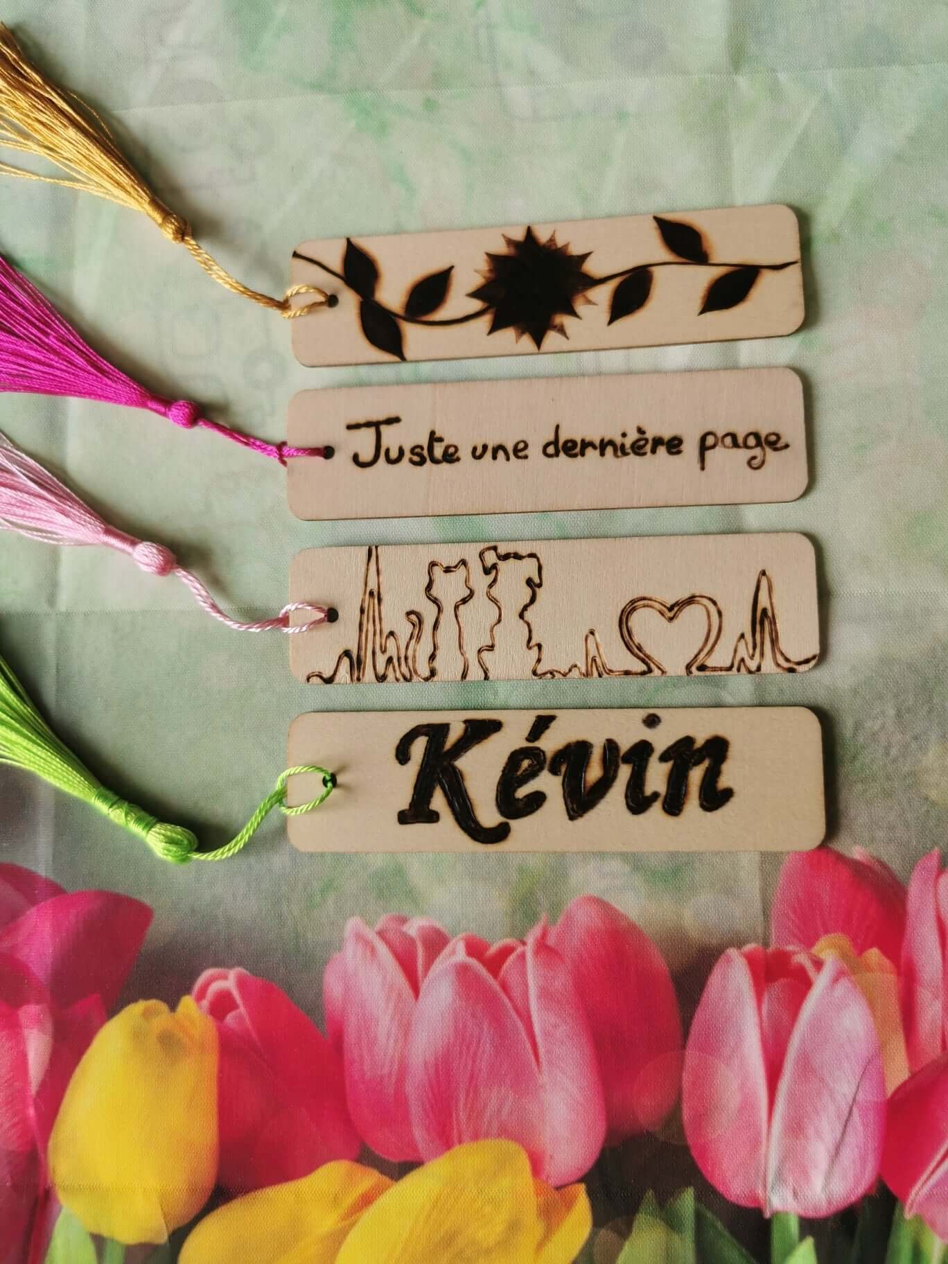 Marque page personnalisable en bois