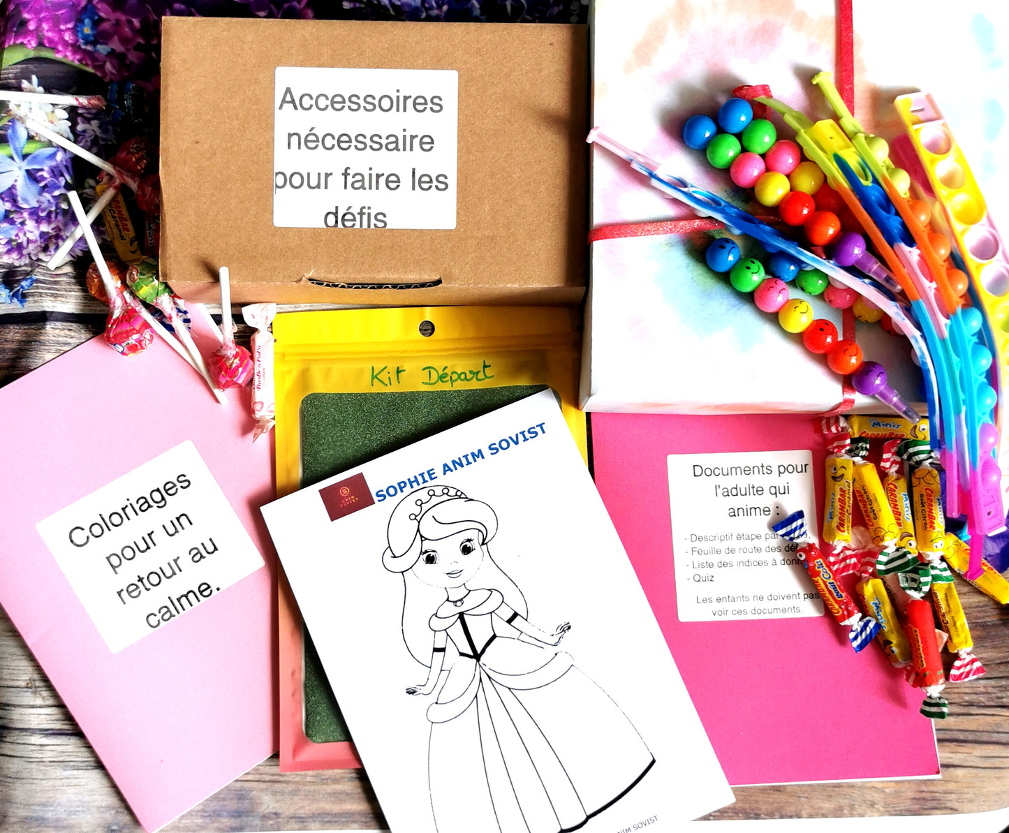 Chasse au trésor personnalisable pour 10 enfants, kit de défi avec accessoires et coloriages pour enfants.