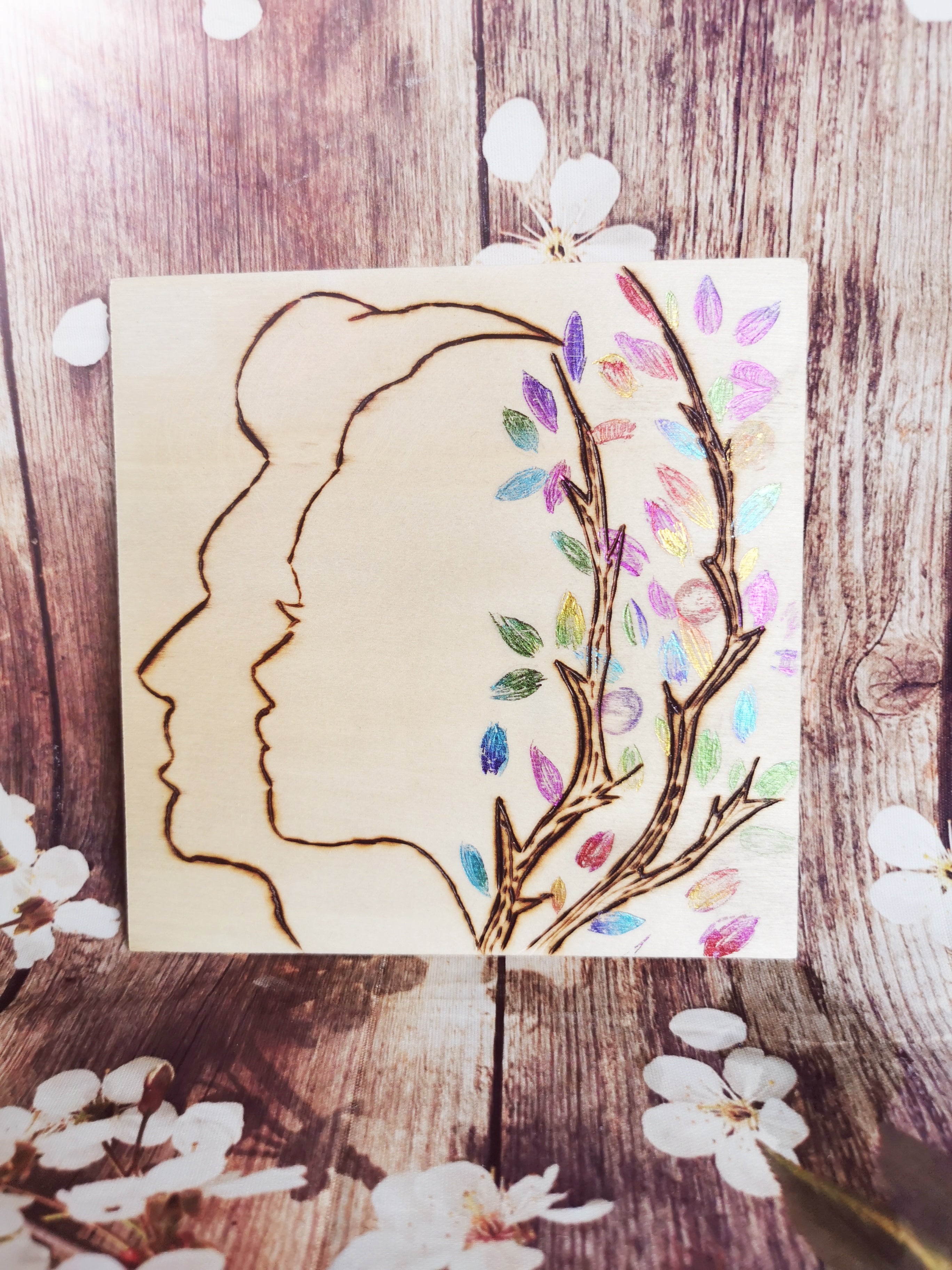 Plaquette carrée en bois Silhouettes et branches fleuries