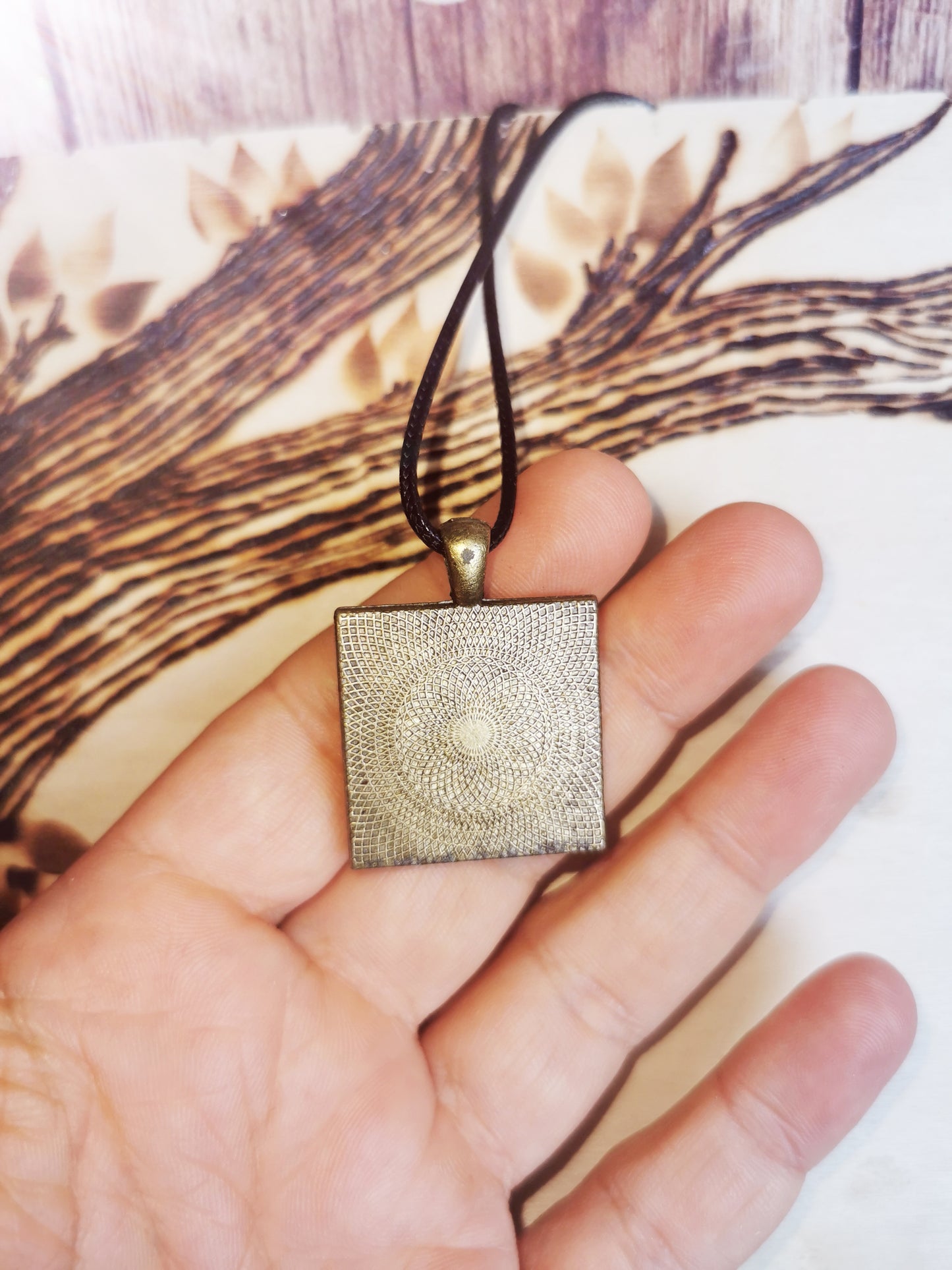 Pendentif marbré LuminaArte Flammes Écarlates Rouge Marbré