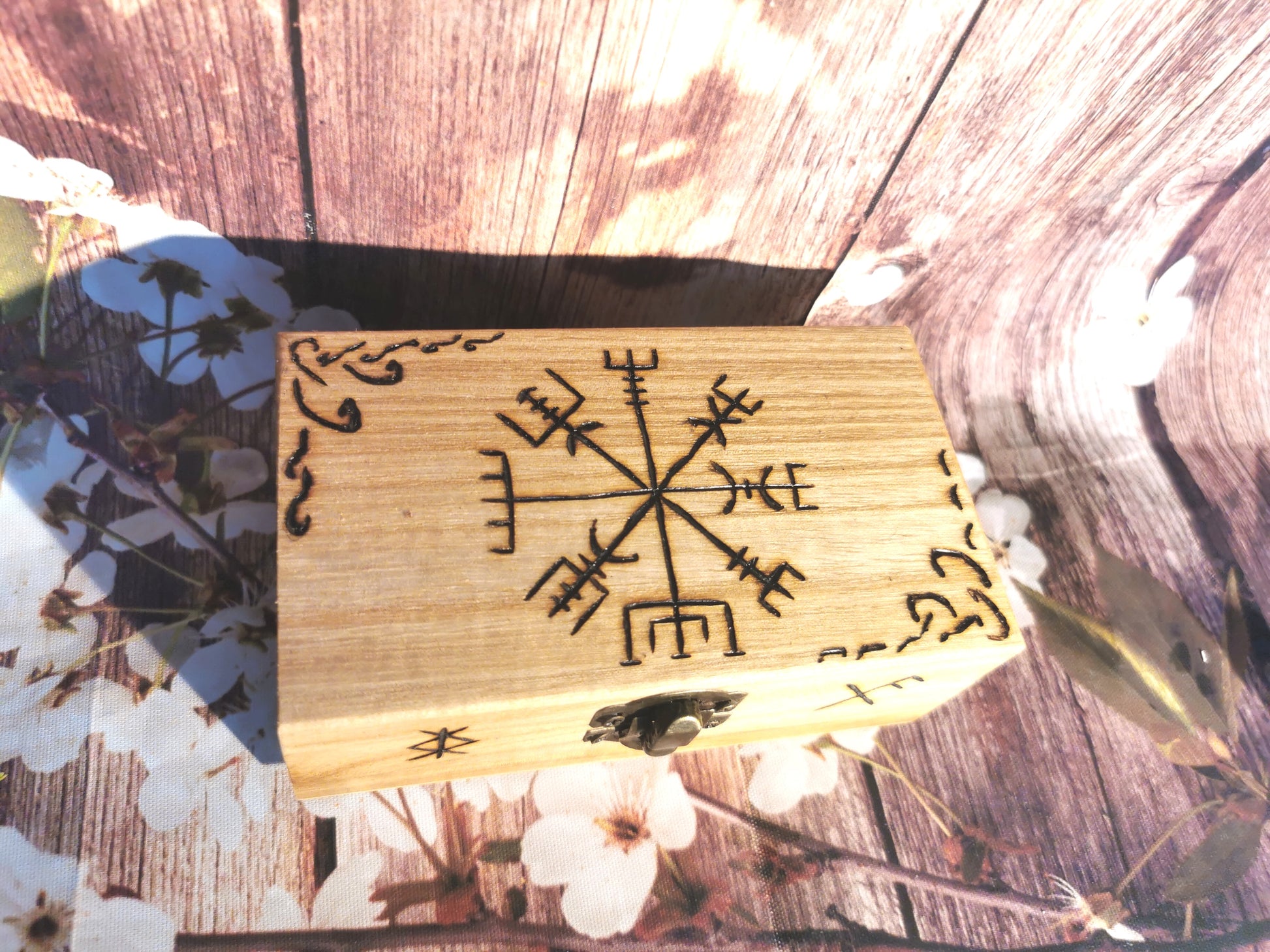 Coffret rituels Runique et de Protection Pyrogravé à la Main